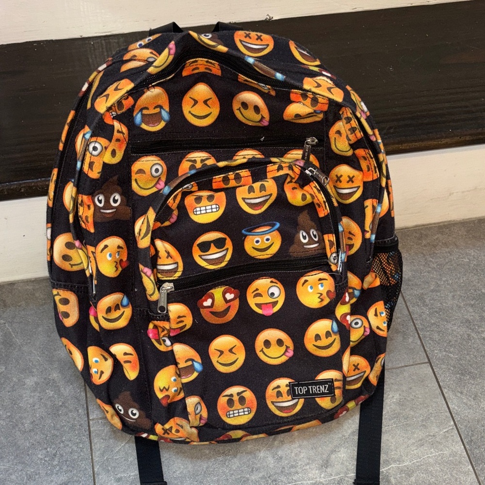 Top Trenz Large Emoji Smiley Face Backpack
